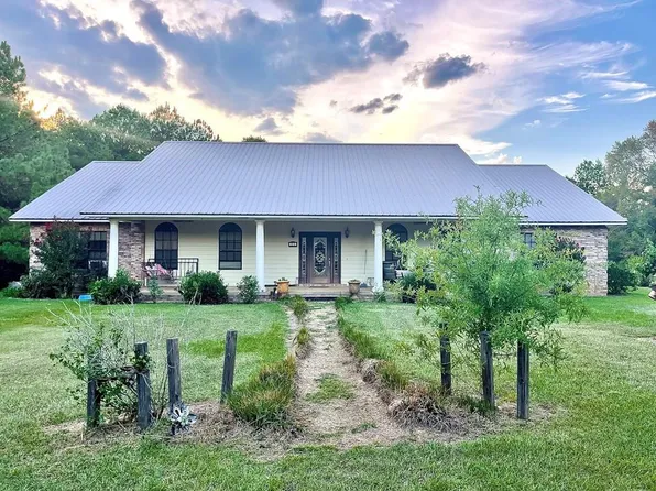 614 Auburn Dr SW, Bogue Chitto, MS 39629