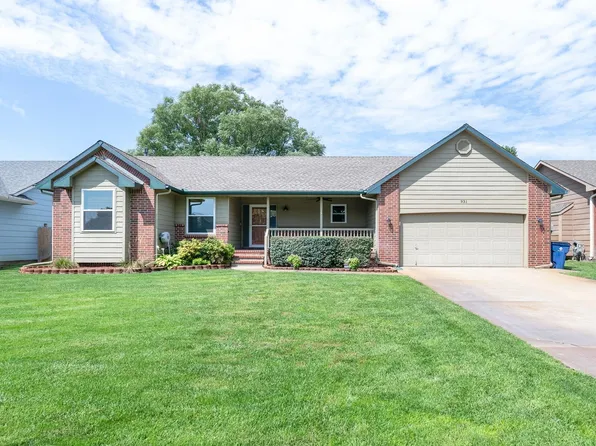 931 Pheasant Run, Valley Center, KS 67147