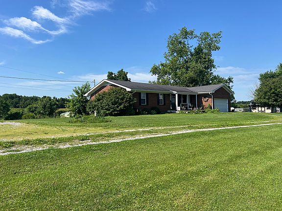 5th image of 455 Davis Ln