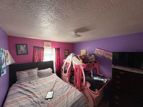4th image of 1701 Desert Ridge Rd SW