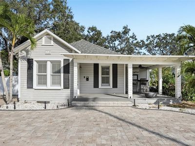 416 Wildwood Way, Belleair, FL, 33756