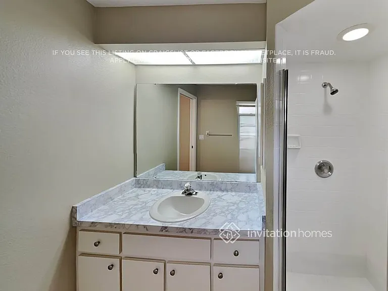 2021 Old Trevor Way — Photo 14