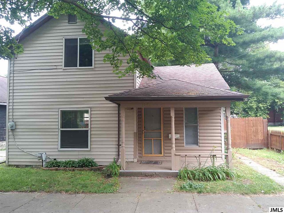 1st image of 706 Tomlinson St