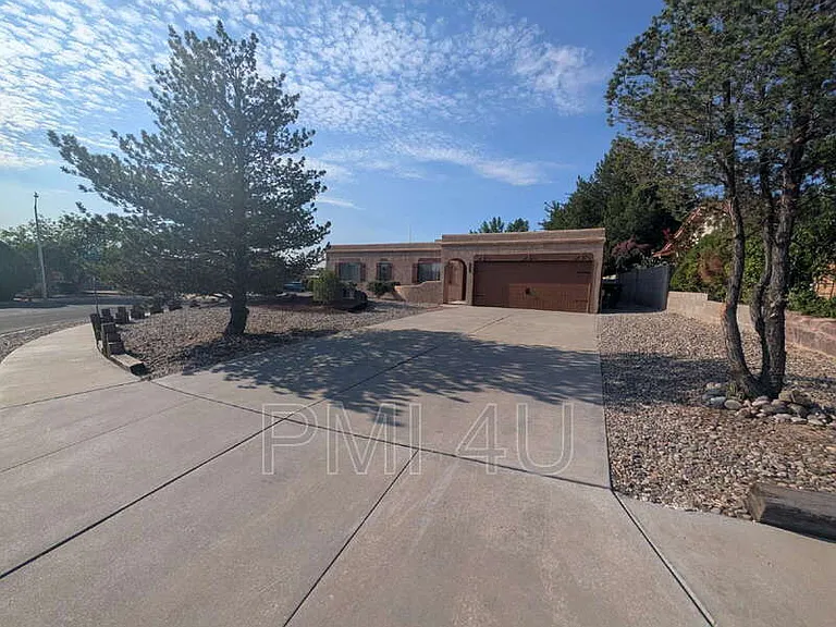 4800 Choctaw Trl NW — Photo 2
