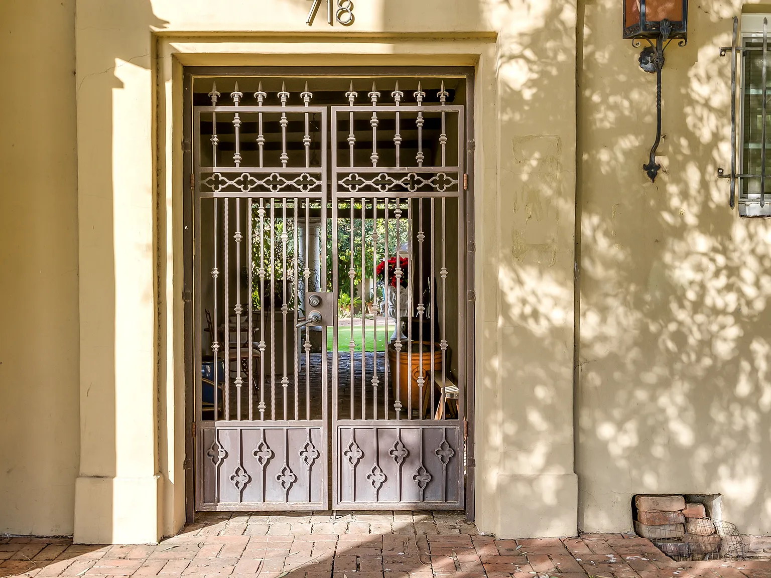 720 W Mcdowell Road — Photo 2
