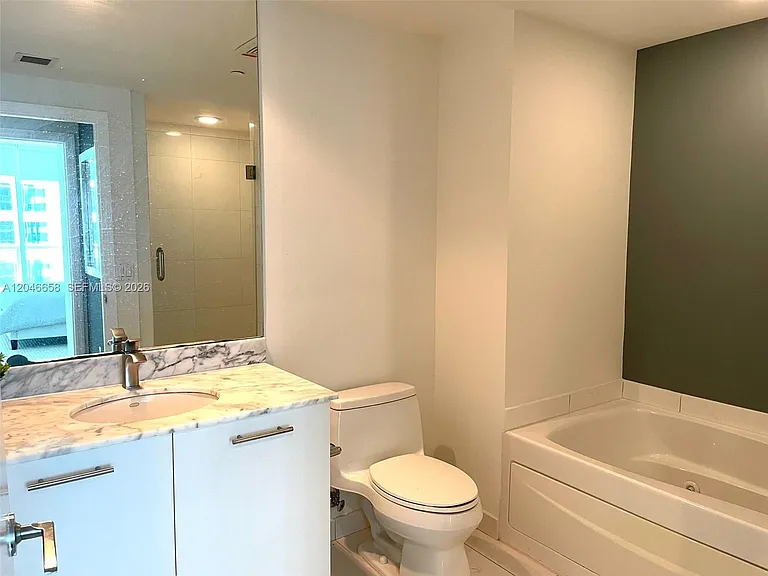 500 Brickell Ave #2006 — Photo 21