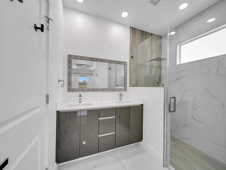 325 Paulcrest Ave — Photo 25