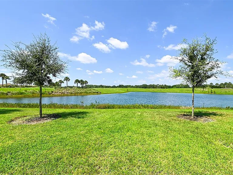 5567 Palmer Cir #104 — Photo 36
