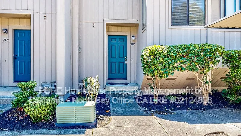 2 bed, 1.5 bath, 966 sqft, $2,280 — Photo 2