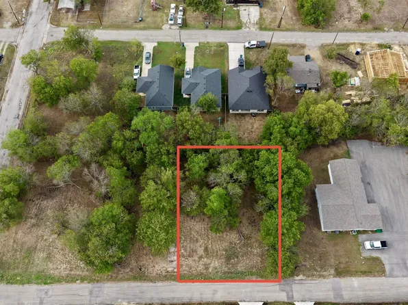 32929 E 18th Ave, Corsicana, TX 75110