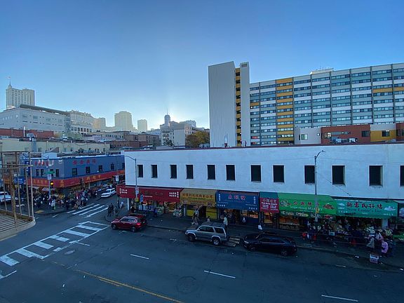 5th image of 1208 Stockton St APT 22