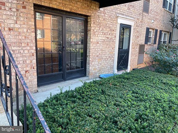 2nd image of 430 N Armistead St APT 104