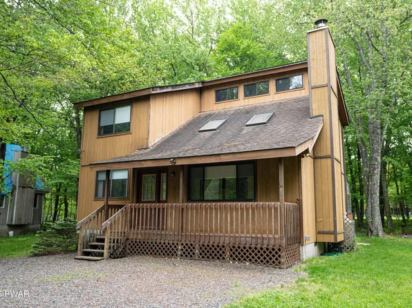 16 Par Ct, Lake Ariel, PA 18436