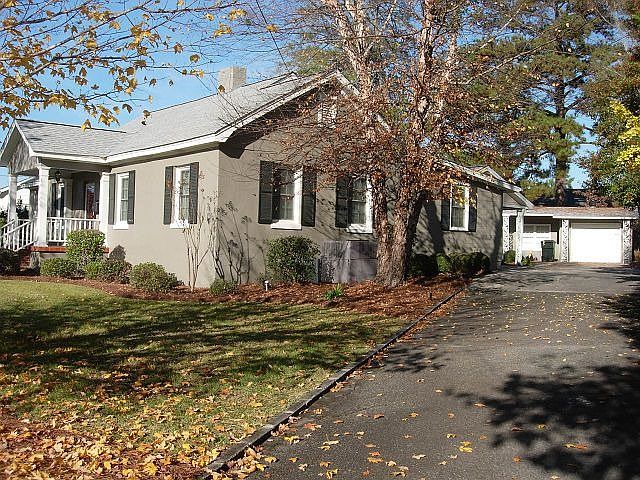 2nd image of 5430 Park St