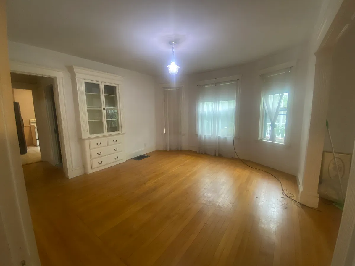 Building Photo - 814 Belmont St #1