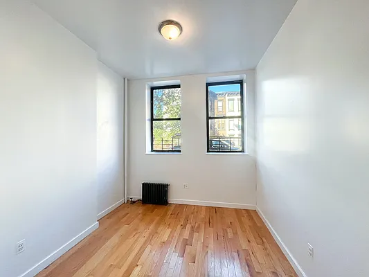 Rented by REAL New York | media 8