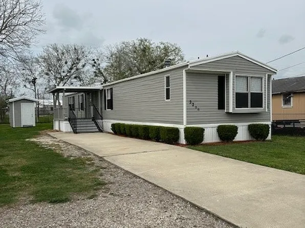 2208 Center St, Victoria, TX 77901