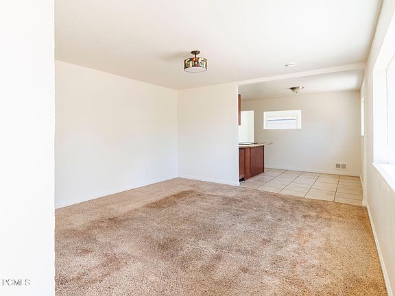3rd image of 4586 W 5135th