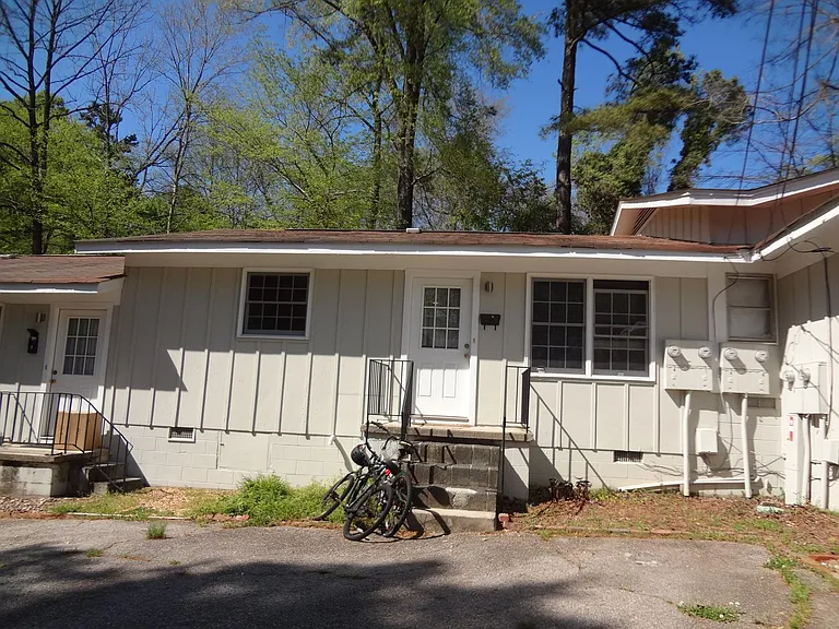 432 S Greensboro St — Photo 7