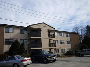 5 Bridgeview Cir UNIT 14, Tyngsboro, MA 01879
