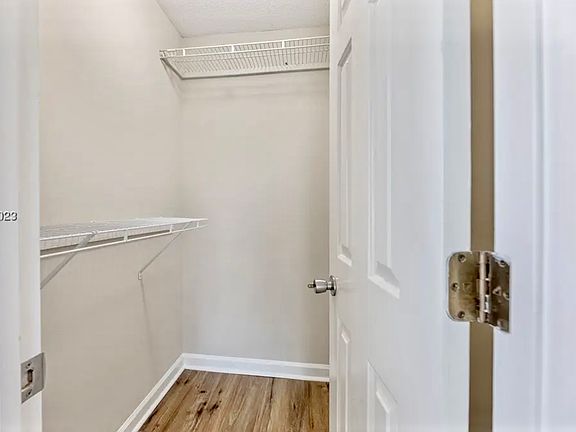 5th image of 50 Yacht Cove Dr APT 425