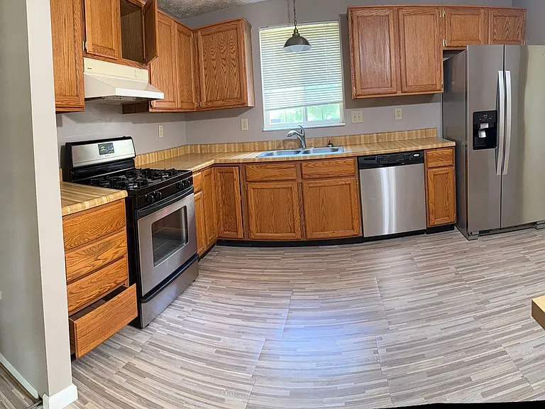 6775 Windfaire Dr — Photo 5