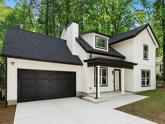 2nd image of 812 Shady Ln