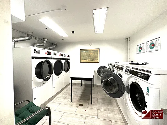 Sold by Flateau Realty | media 28