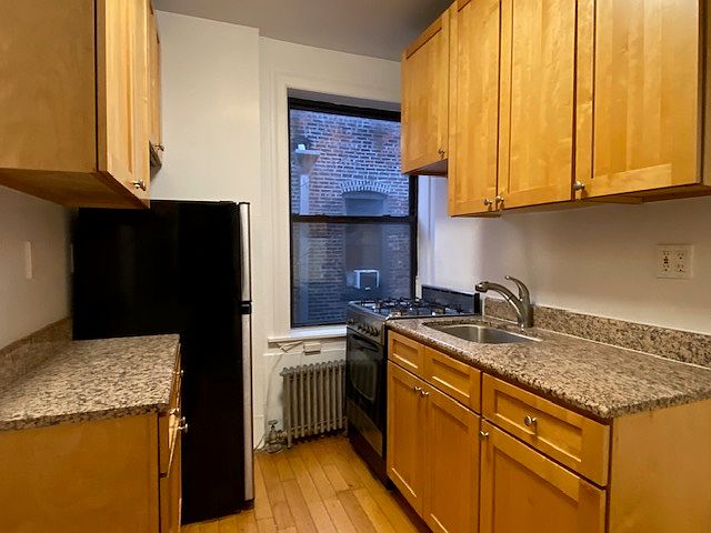 1st image of 240 E 13th St APT 26