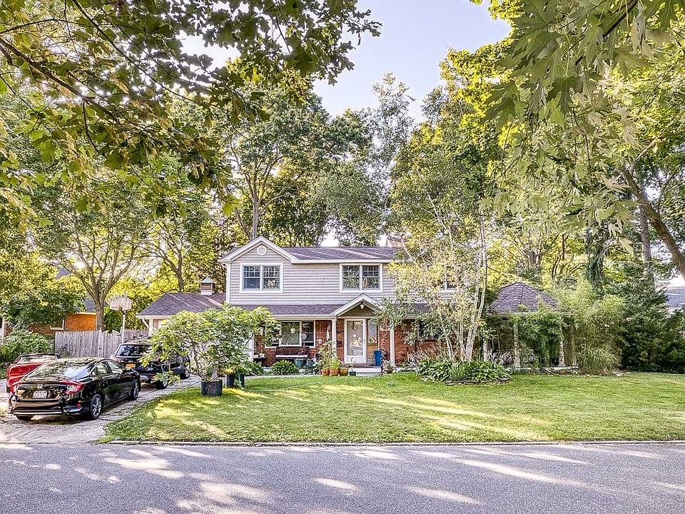 1st image of 24 Elton Dr