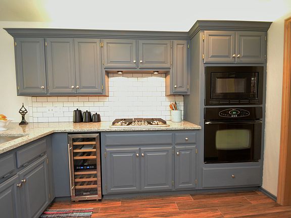Wine Cooler, Lots of Storage