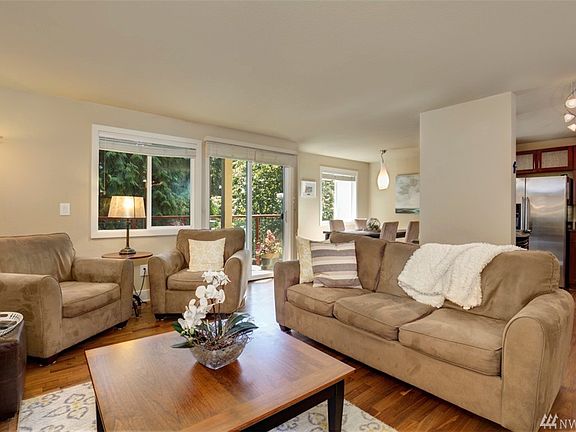 5th image of 11054 NE 33rd Pl APT B4