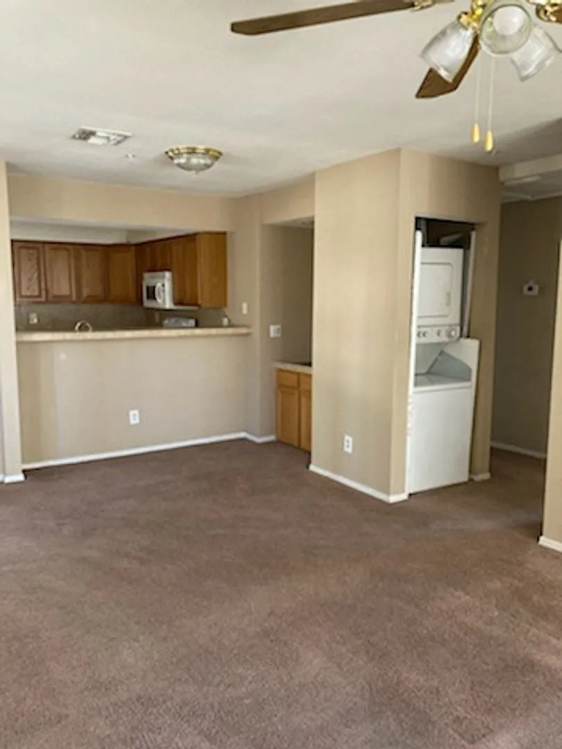 3 Bedroom Condo in Gated Portofino! — Photo 4