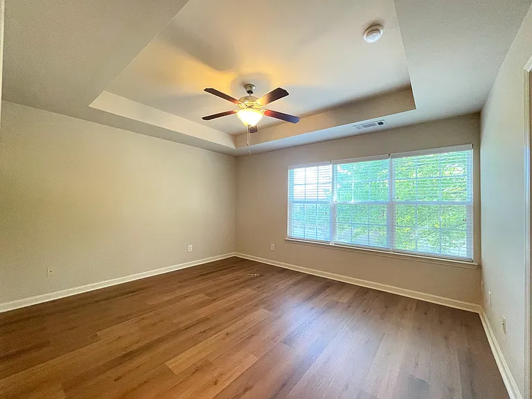 3242 Brockenhurst Dr — Photo 18