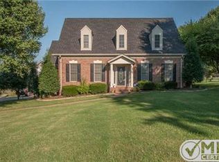 2102 Windsor Pl, Mount Juliet, TN 37122