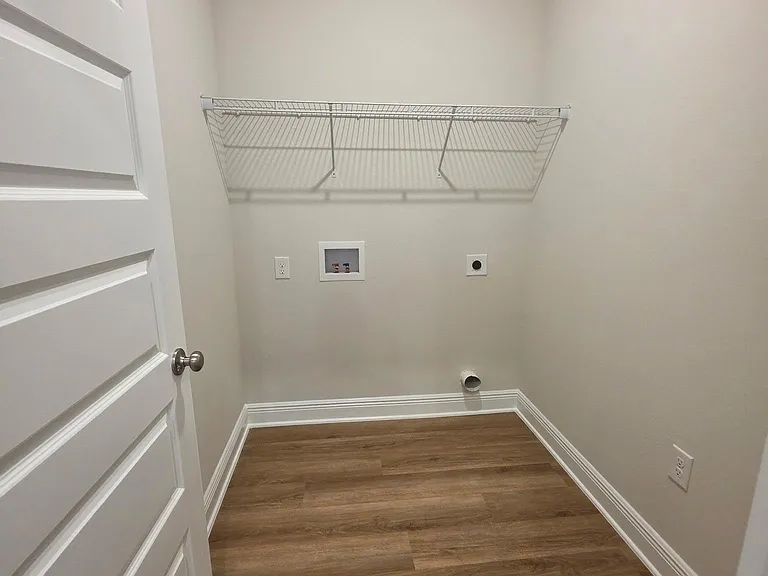 16216 Tigris Dr — Photo 8