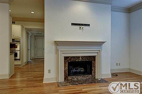 5th image of 3303 Blackburn St APT 208