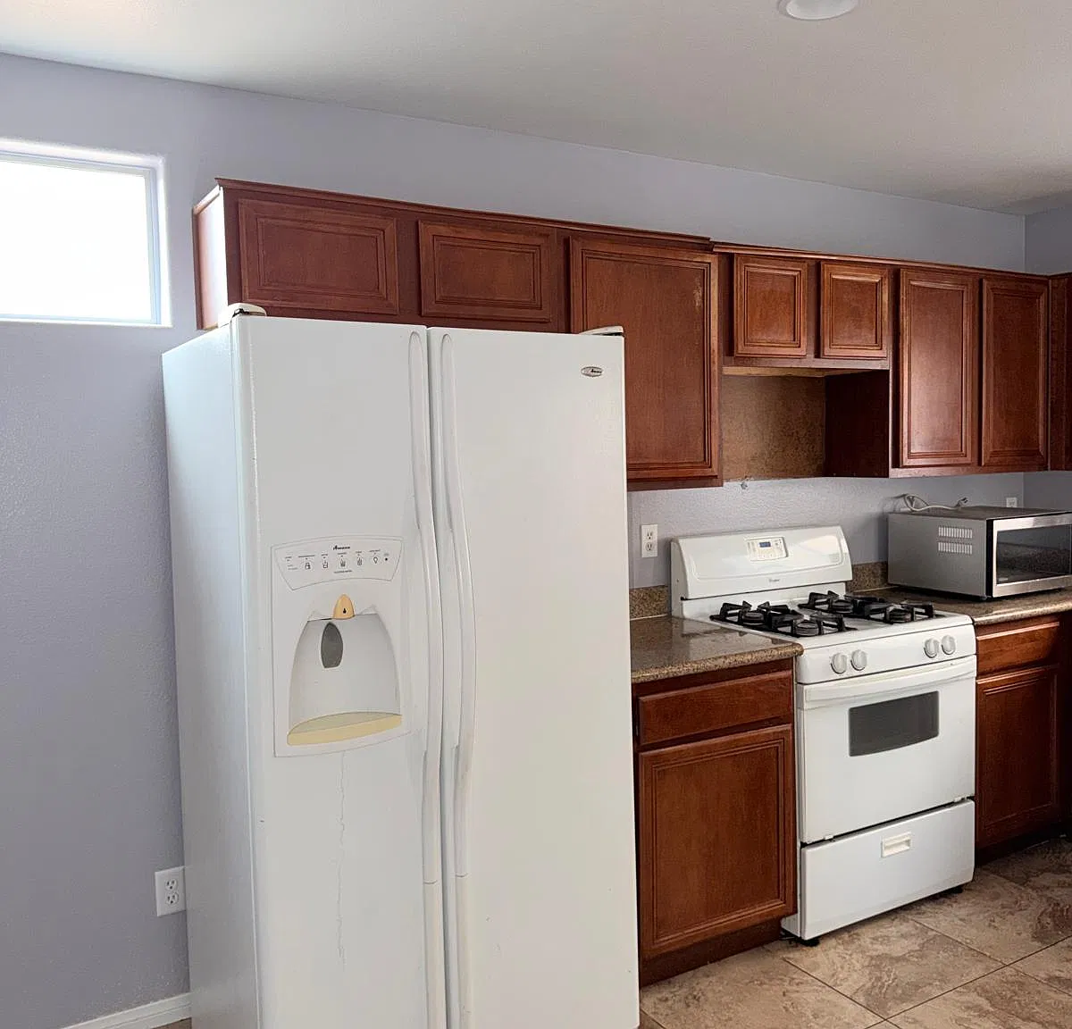 4 bed, 2.5 bath, 1335 sqft, $2,200 — Photo 4