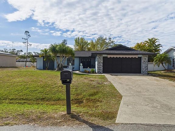 3rd image of 23103 Cherry Ave