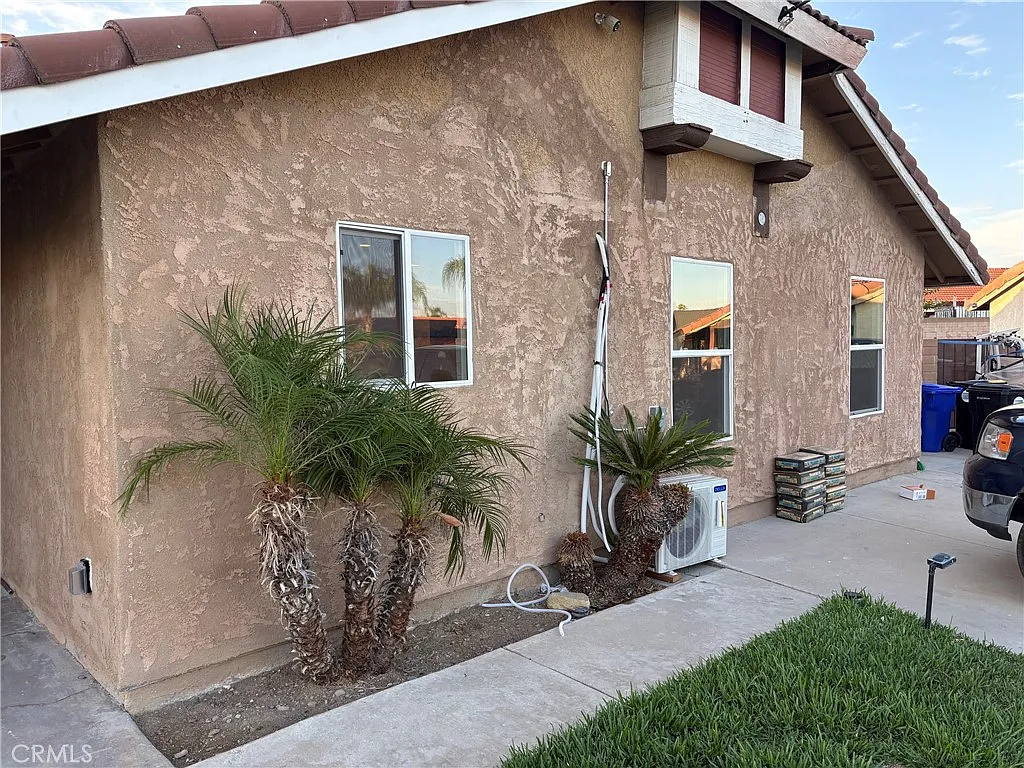 1 bed, 640 sqft, $1,995 — Photo 1
