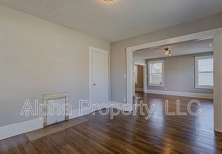 12 E Blue Ridge Dr — Photo 6