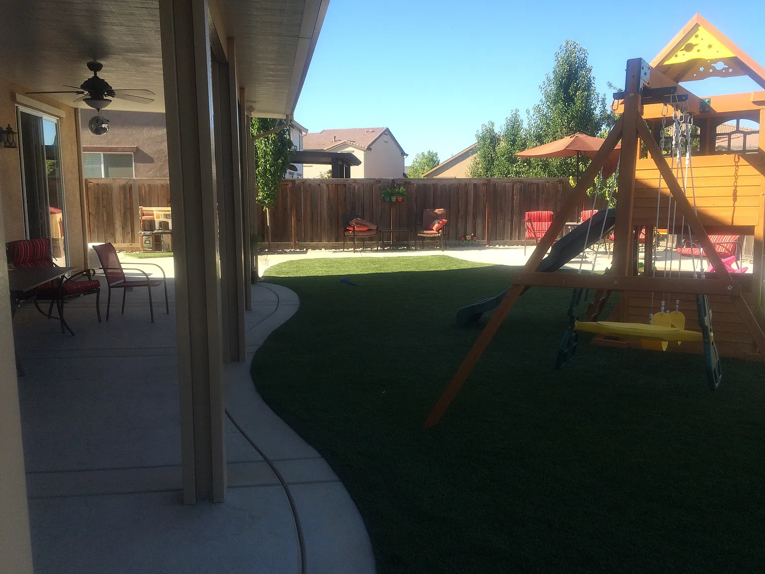 9752 Shanelyn Way photo 1