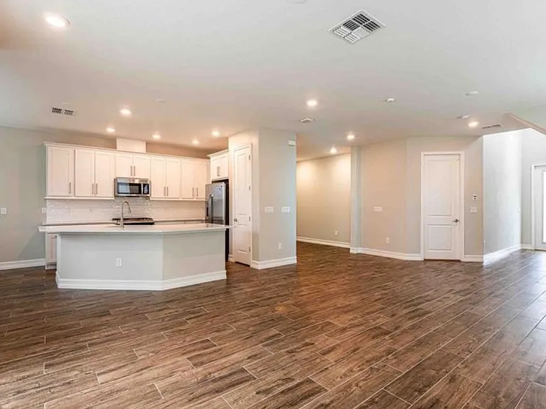 4655 Almada Ln — Photo 8