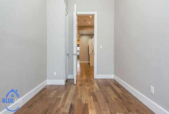 Rented by Blue Egg Realty Corp | media 16
