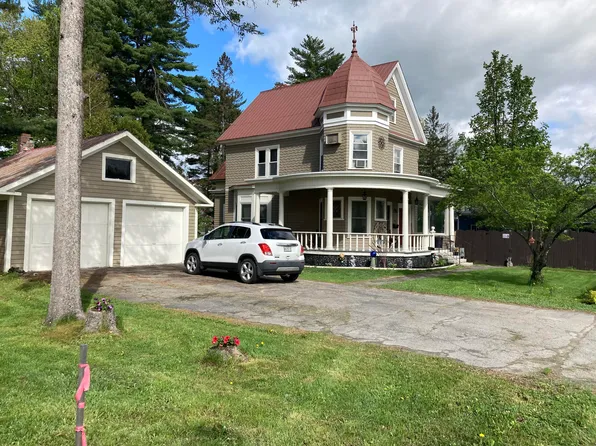 142 North Avenue, Skowhegan, ME 04976