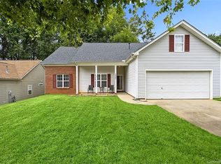 7927 Ebony Rd, Charlotte, NC 28216