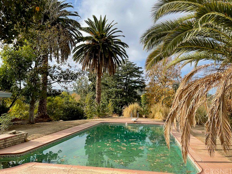 4814 Hasekian Dr, Tarzana, CA 91356 | Zillow