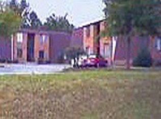 517 W Market St APT K, Graham, NC 27253