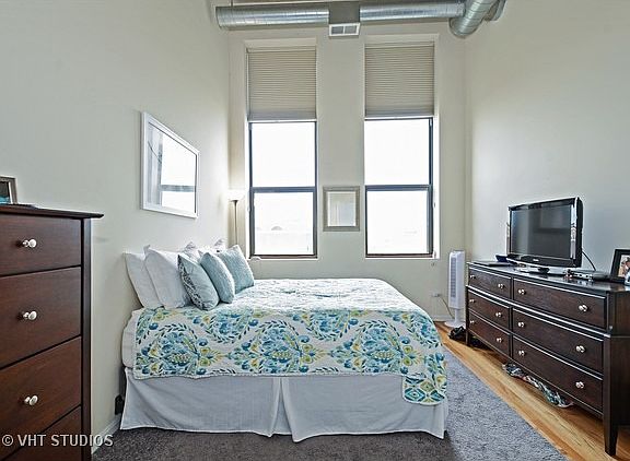 5th image of 758 N Larrabee St APT 508