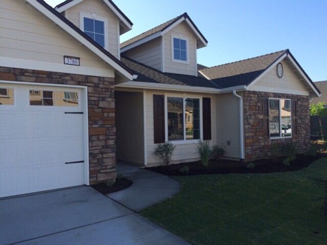 1st image of 3780 N Apricot Ave